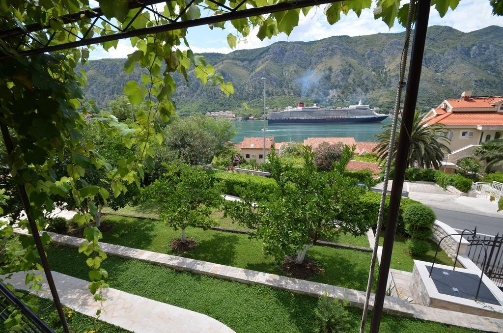 Apartmani Cetkovic Kotor Buitenkant foto